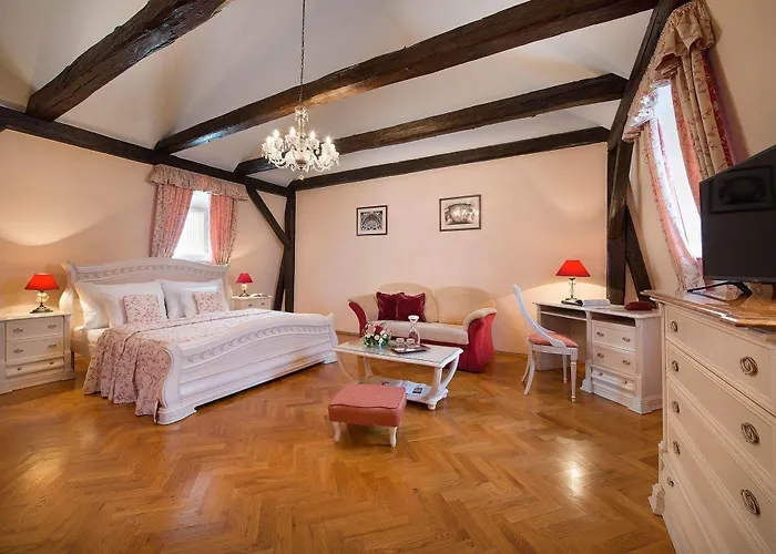 Boutique Hotel Constans